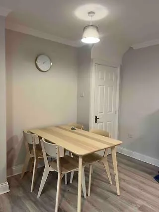 Modern City Centre 3 Bedroom House Apartamento *