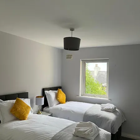 Apartamento Modern City Centre 3 Bedroom House Galway